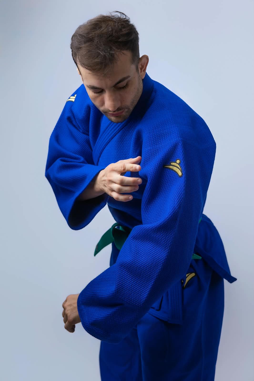 Kimono Trançado Série Ouro Combate - foto do catálogo 2